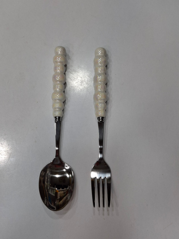 ست ۱۲ پارچه قاشق و چنگال استیل ضد زنگ دسته پرسلان مرواریدی