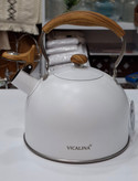 کتری استیل ویکالینا Vicalina ظرفیت ۲.۵ لیتر دسته چوبی