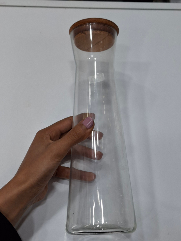 بطری آب شیشهای ۹۰۰ میلیلیتری درب چوبی MGS مدل WB1400S | Glass Water Carafe