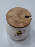 عسل خوری سرامیکی با درب چوبی و جای قاشق