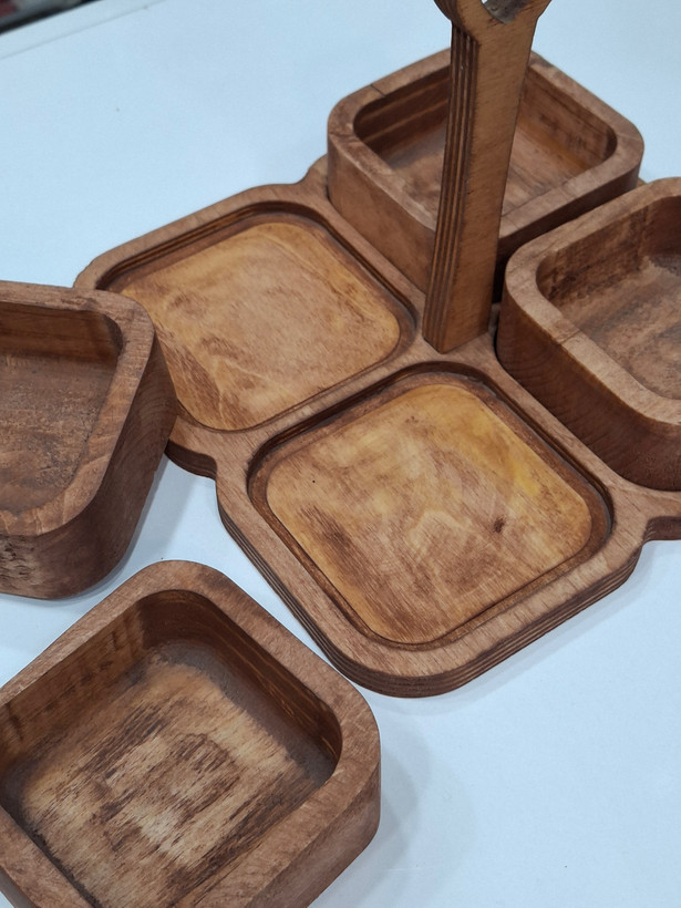 اردوخوری چوبی ۴ خانه با دسته
