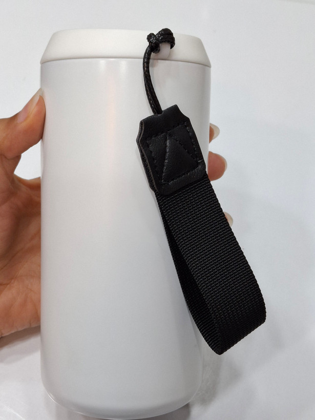 تراول ماگ استیل دوجداره مدل Hi با بند حمل و آساننوش
