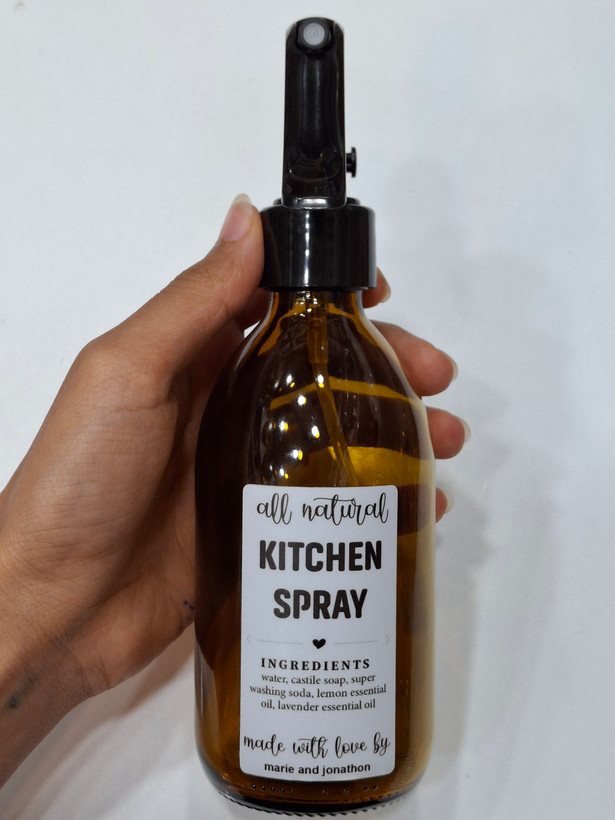 اسپری روغن شیشهای قهوهای شفاف مدل Kitchen Spray