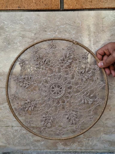 ماندالا مکرومه دیواری ۳۵ سانتی با حاشیه کنفی