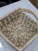 سبد حصیری مربع دستهدار