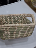 سبد حصیری مربع دستهدار