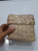 سبد حصیری مکعبی دربدار کوچک