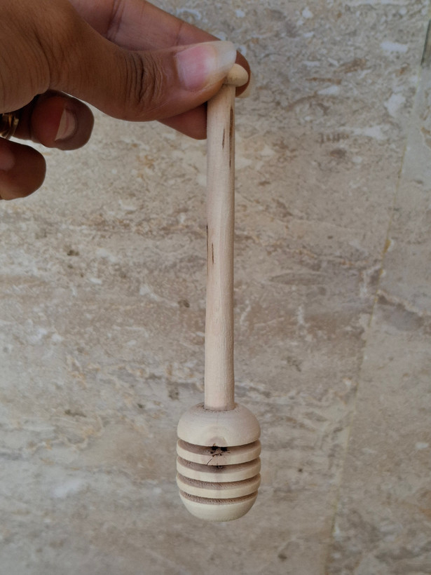 قاشق عسل چوبی شیاردار